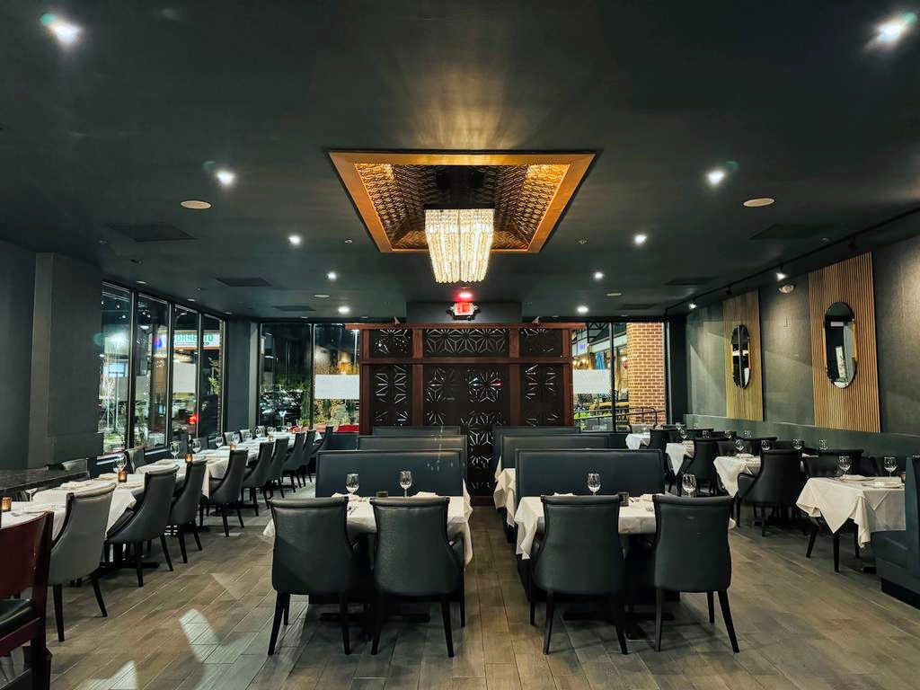 Mirch Dhamaka - Indian Restaurant & Bar | restaurant | 2443 Centreville Rd g1, Herndon, VA 20171, USA | 5717526407 OR +1 571-752-6407