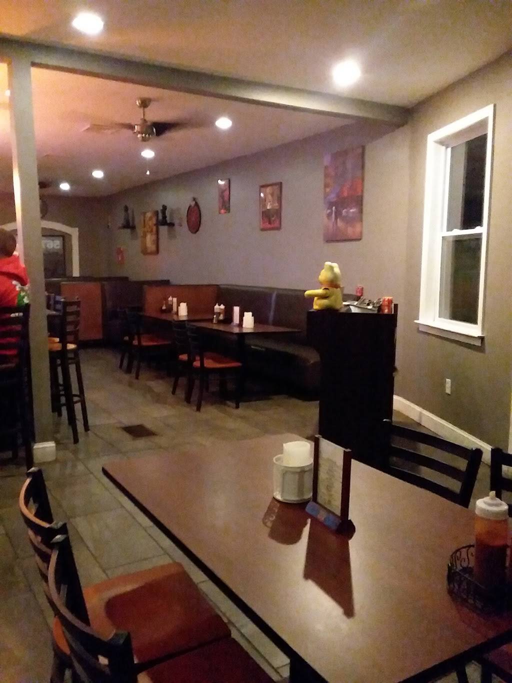 Thai Royal Restaurant & Bar | restaurant | 98 Pascoag Main St, Pascoag, RI 02859, USA | 4015677600 OR +1 401-567-7600