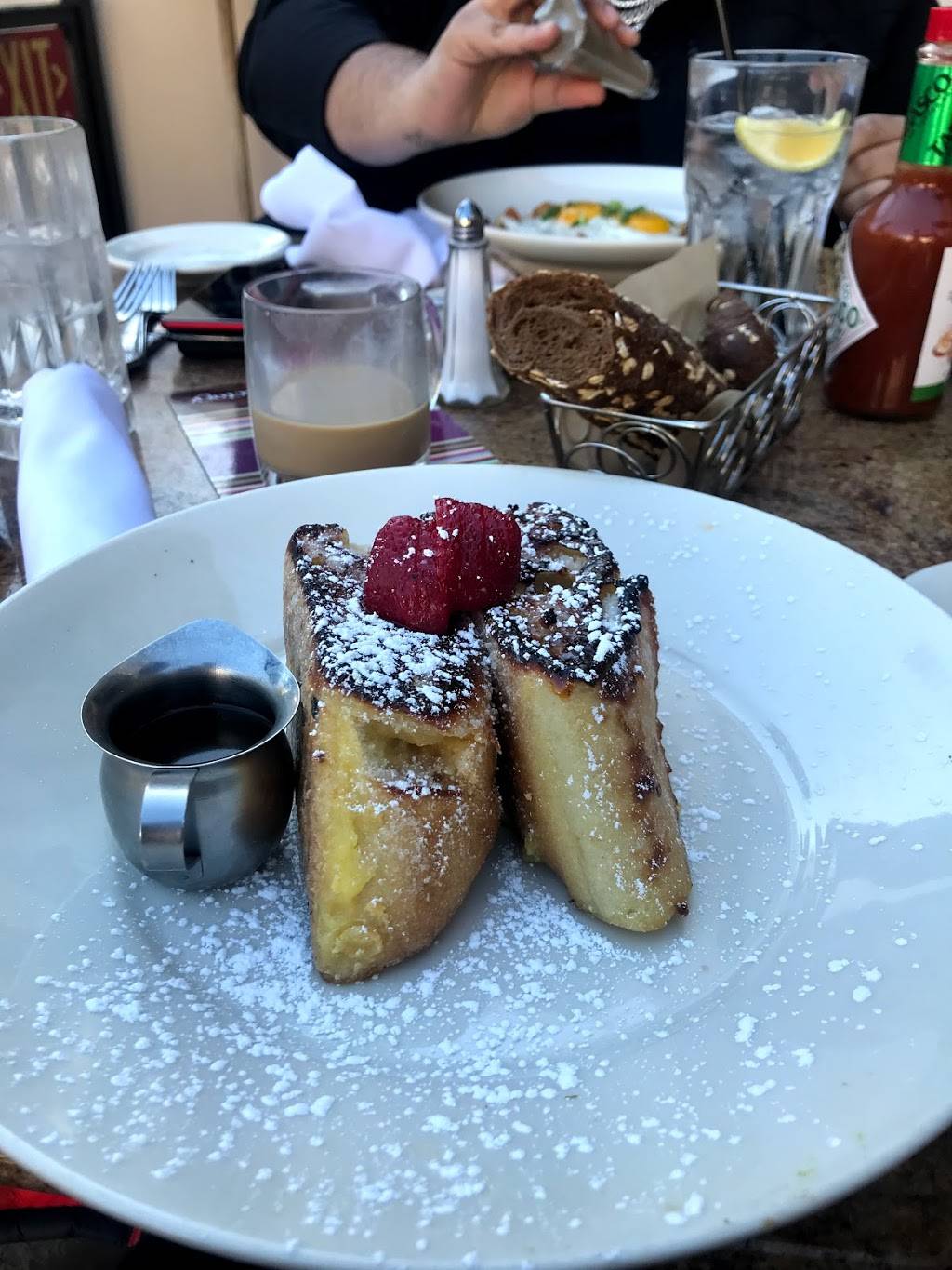 The Cheesecake Factory | restaurant | 511 Americana Way, Glendale, CA 91210, USA | 8185507505 OR +1 818-550-7505