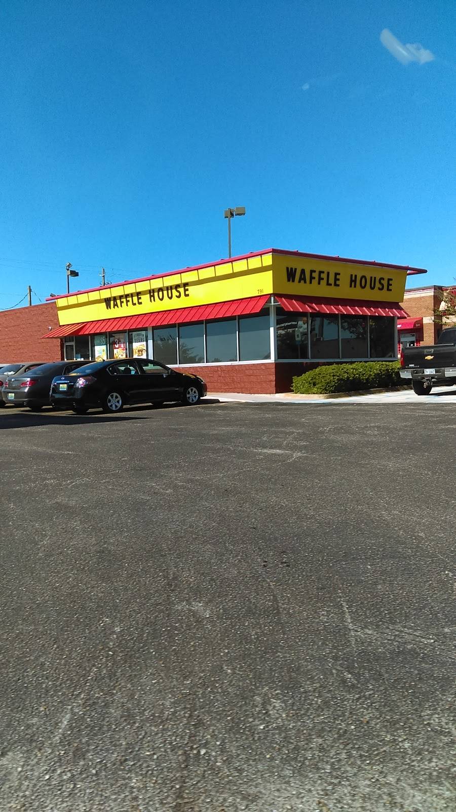 Waffle House | meal takeaway | 791 Business Park Dr, Prattville, AL 36066, USA | 3343585111 OR +1 334-358-5111
