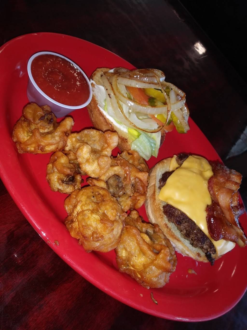 Rockets Cafe | restaurant | 2023 N Reynolds Rd, Toledo, OH 43615, USA | 4195313192 OR +1 419-531-3192
