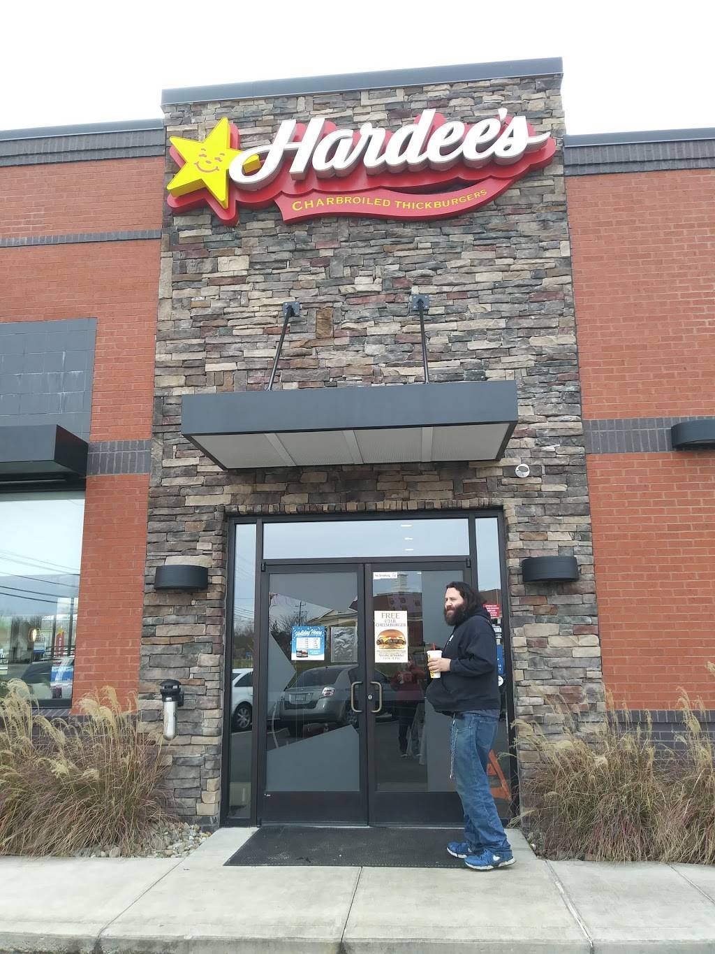 Hardees | restaurant | 7003 City Center Way, Fairview, TN 37062, USA | 6157998321 OR +1 615-799-8321
