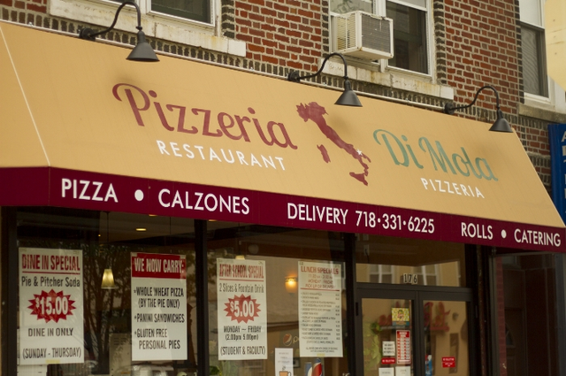 Pizzeria Di Mola | meal delivery | 176 Avenue O, Brooklyn, NY 11204, USA | 7183316225 OR +1 718-331-6225