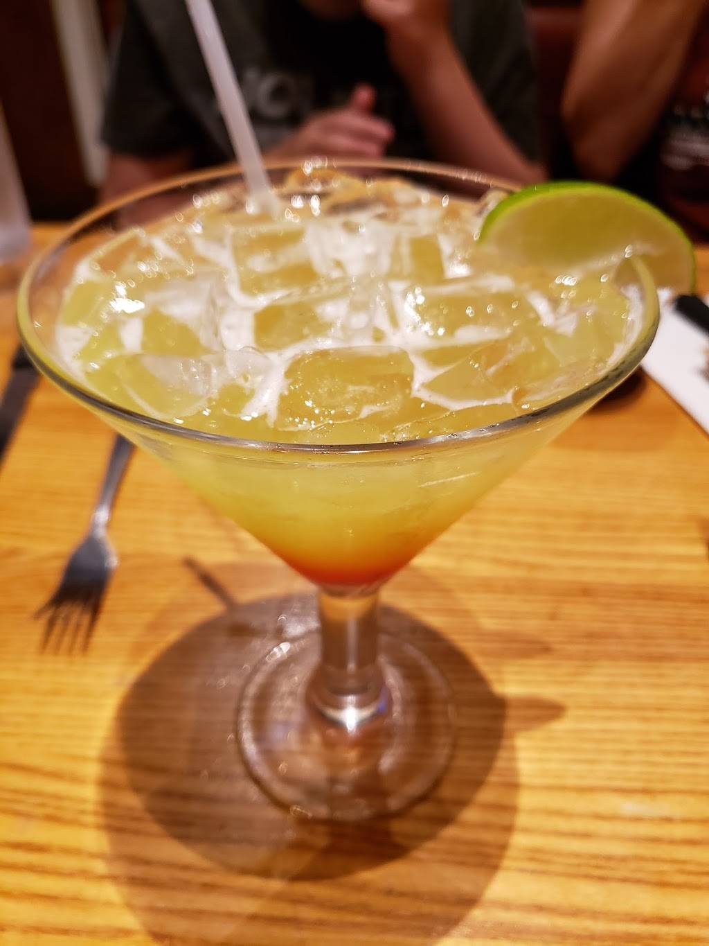 Chilis Grill & Bar | meal takeaway | 12897 Gulf Fwy, Houston, TX 77034, USA | 2814815275 OR +1 281-481-5275