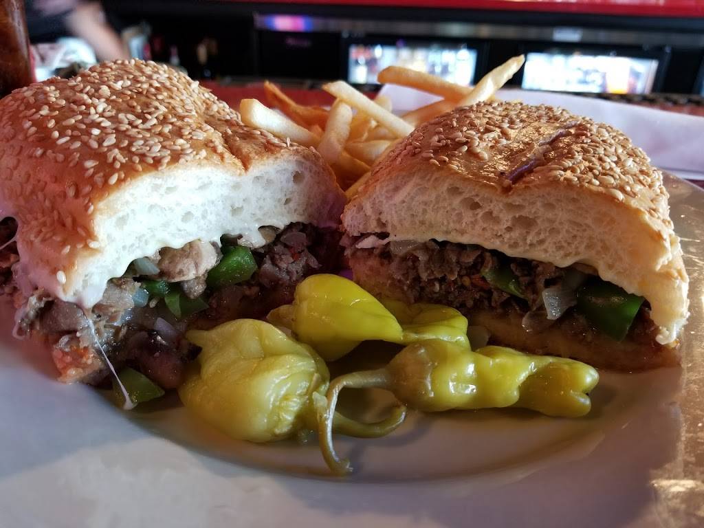 Pepinos Hartland | restaurant | 600 Hartbrook Dr, Hartland, WI 53029, USA | 2623699050 OR +1 262-369-9050