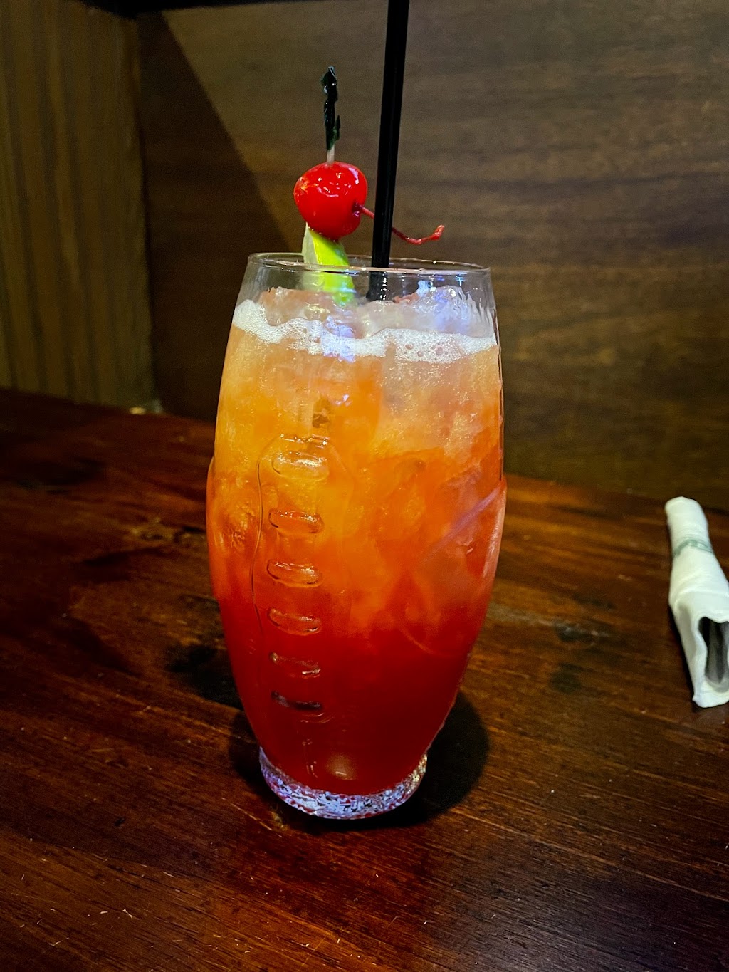 Sidelines Sports Bar and Restaurant | restaurant | 2 Via De Luna Dr, Pensacola Beach, FL 32561, USA | 8509343660 OR +1 850-934-3660