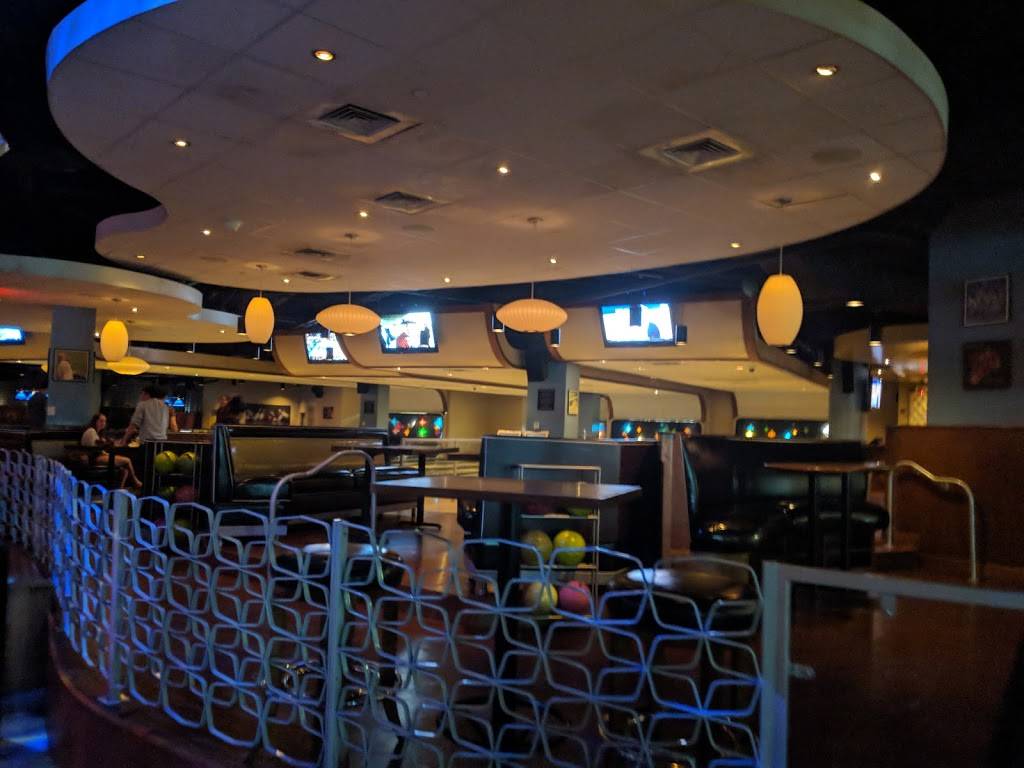 Splitsville | night club | THE SHOPS AT SUNSET PLACE, 5701 Sunset Dr Suite 202, South Miami, FL 33143, USA | 3056655263 OR +1 305-665-5263