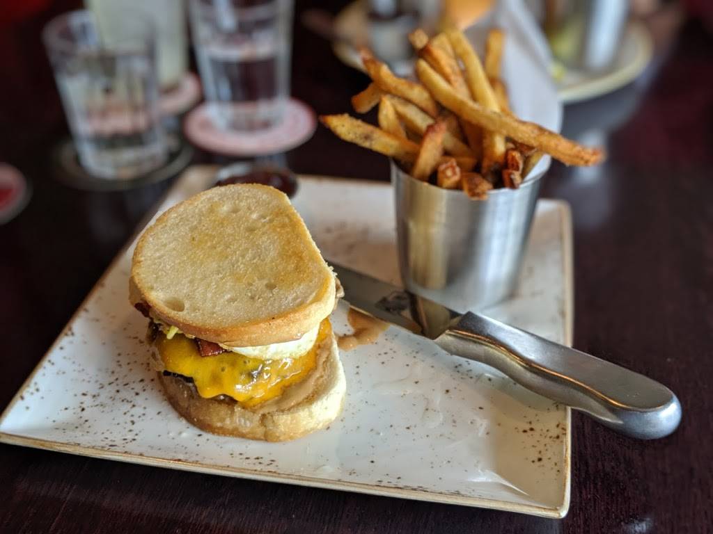 Red Cow Uptown | restaurant | 2626 Hennepin Ave, Minneapolis, MN 55408, USA | 6127673547 OR +1 612-767-3547