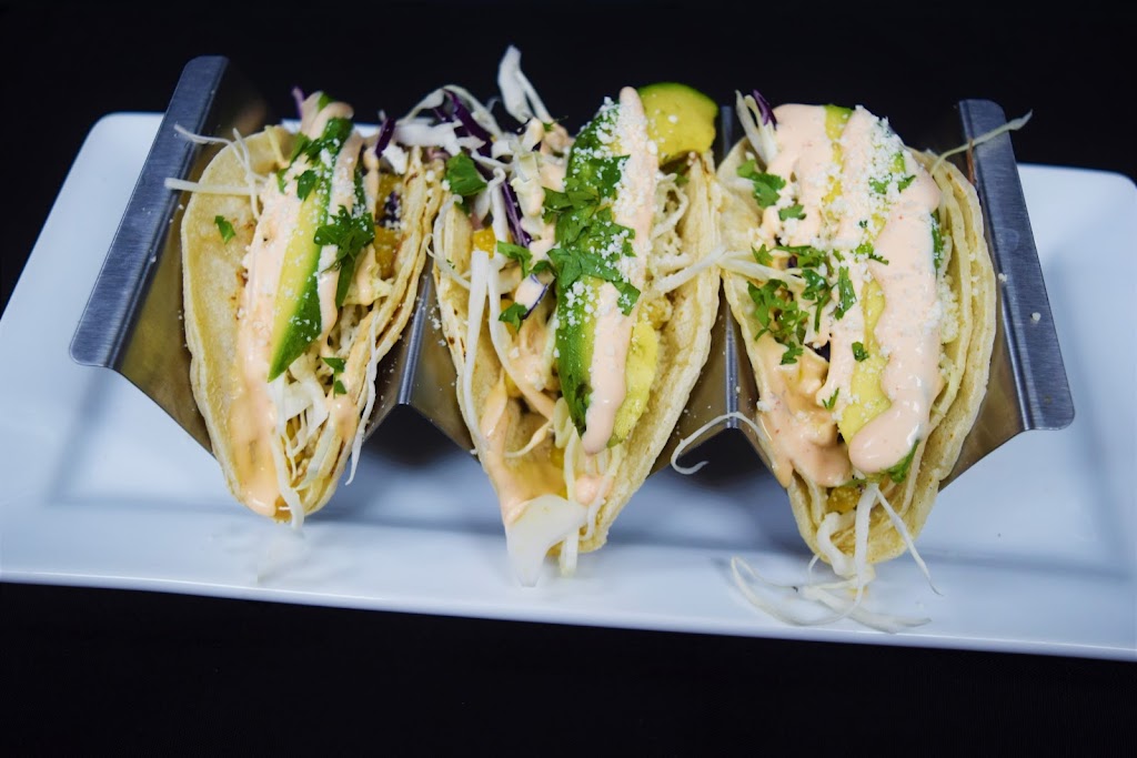 NOSH KITCHEN & COCKTAILS | restaurant | 470 Wheeler Rd, Hauppauge, NY 11788, USA | 6317616378 OR +1 631-761-6378