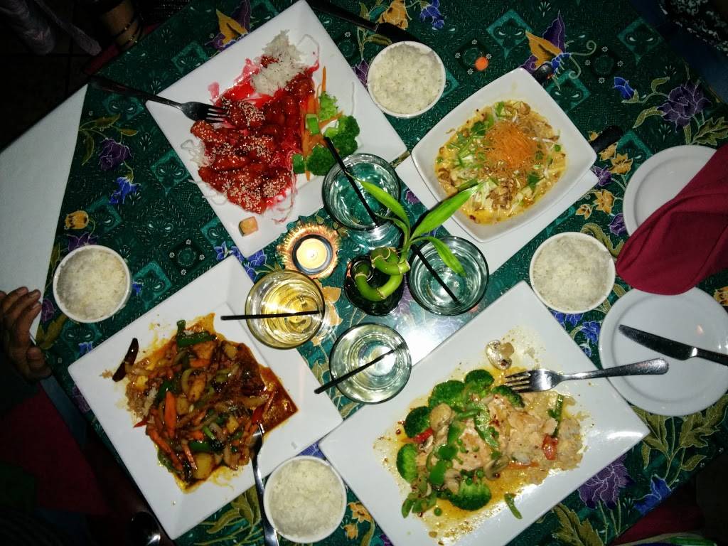 Tantra Asian Bistro | restaurant | 589 E 53rd St, Davenport, IA 52807, USA | 5634458898 OR +1 563-445-8898