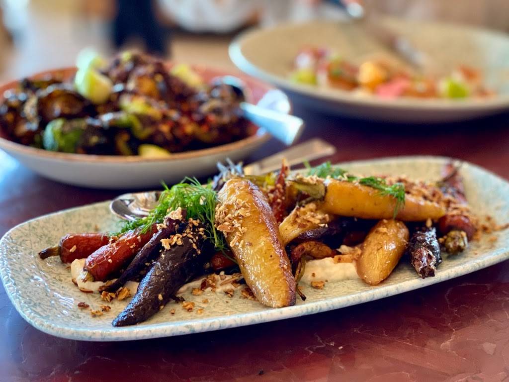 Adas on the River | restaurant | 3 Pioneer Mill Way, Alexandria, VA 22314, USA | 7036381400 OR +1 703-638-1400