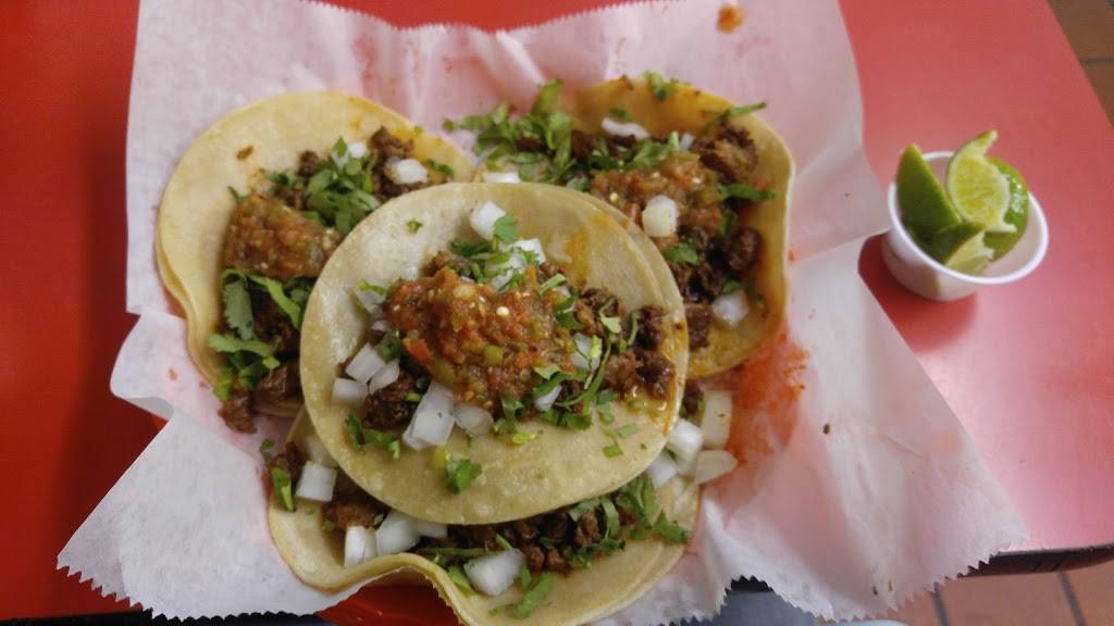 La Palma Taqueria | restaurant | 309 W Avenue G, Conroe, TX 77301, USA | 9365396792 OR +1 936-539-6792