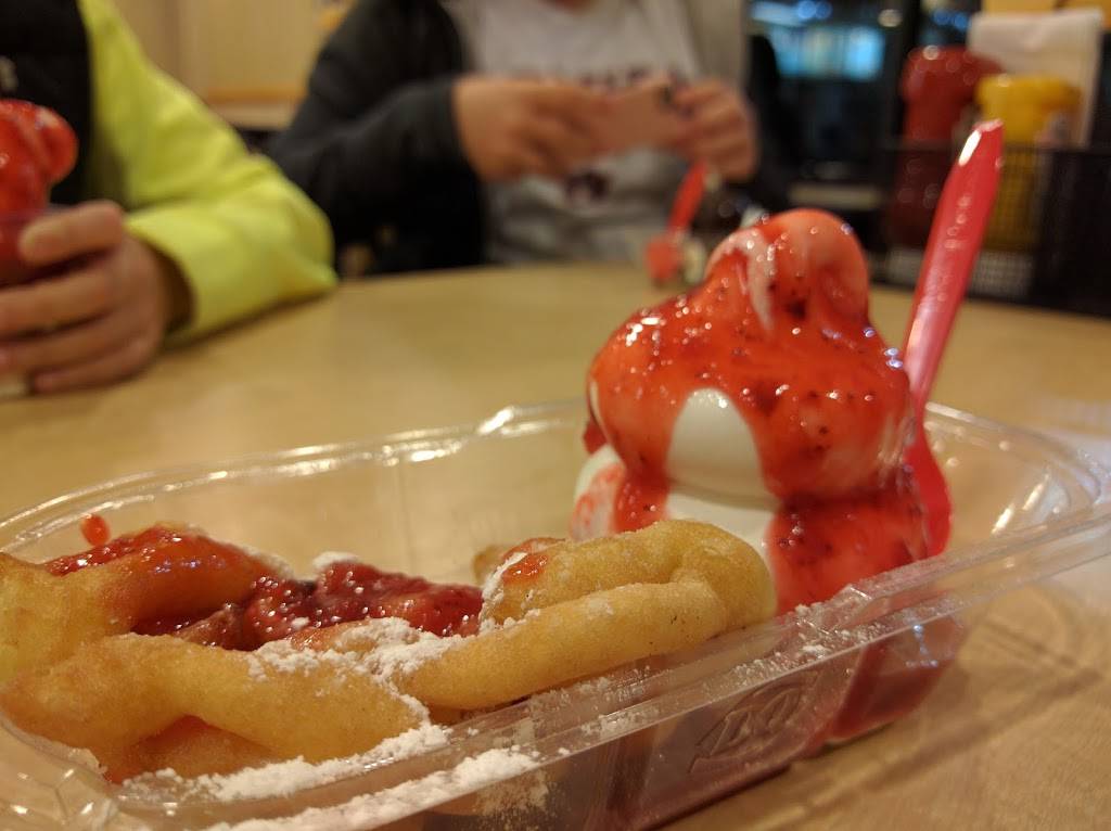 Dairy Queen Grill & Chill | restaurant | 5969 N Chalkville Rd, Birmingham, AL 35235, USA | 2056551250 OR +1 205-655-1250