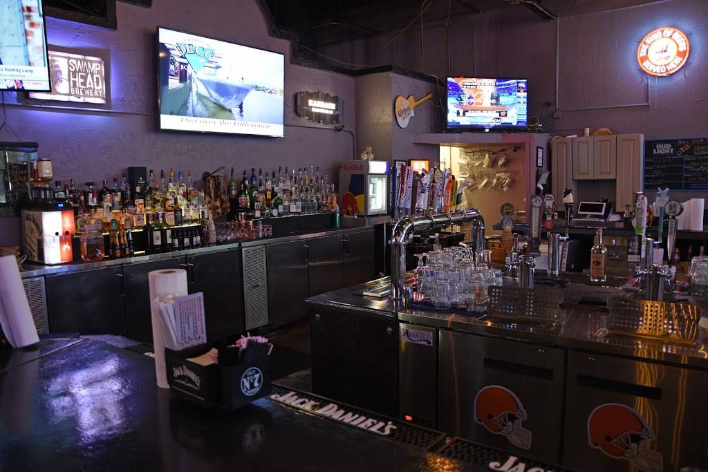 Over The Bridge | restaurant | 4300 Kings Hwy #412, Port Charlotte, FL 33980, USA | 9413915792 OR +1 941-391-5792