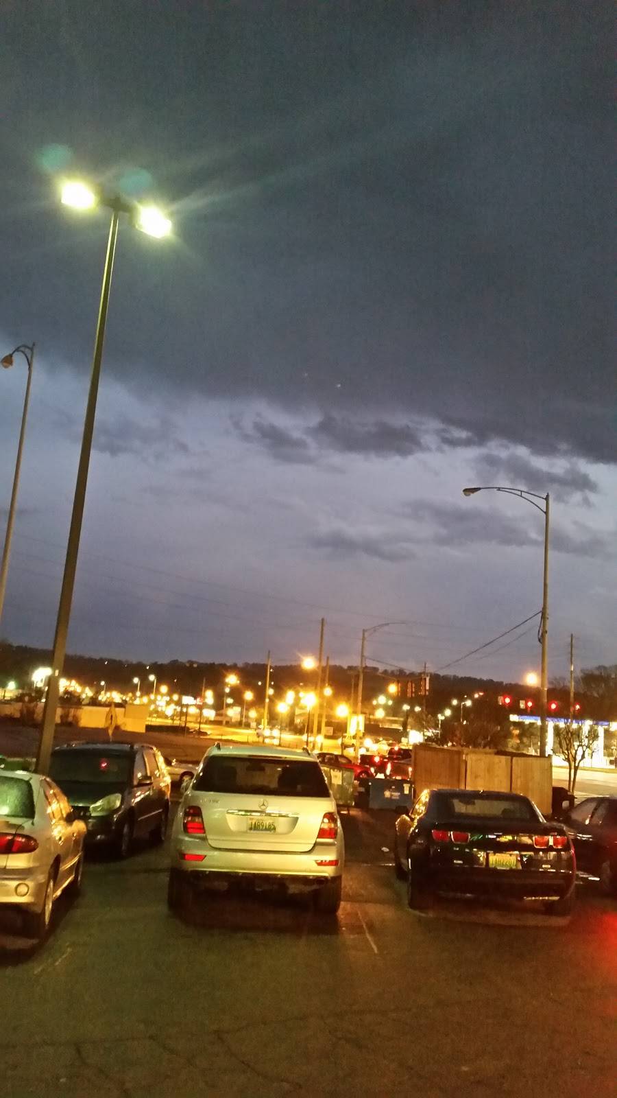 American Deli | restaurant | 306 Oxmoor Rd, Birmingham, AL 35209, USA | 2059127114 OR +1 205-912-7114