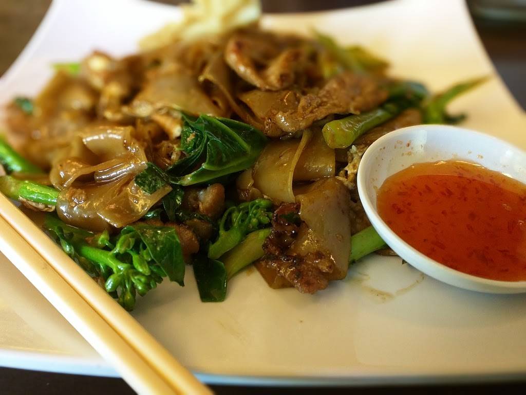 Sampan Thai Cuisine | restaurant | 227 W Valley Blvd #108B, San Gabriel, CA 91776, USA | 6264588989 OR +1 626-458-8989