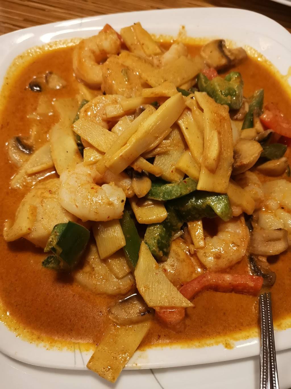 Bangkok Cuisine III | restaurant | 25223 Gratiot Ave, Roseville, MI 48066, USA | 5867763660 OR +1 586-776-3660