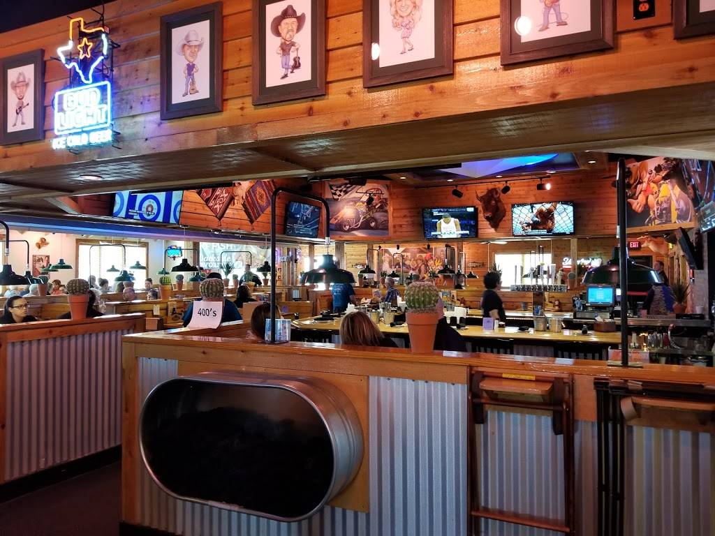Texas Roadhouse | restaurant | 1925 E 60th St, Anderson, IN 46013, USA | 7656492637 OR +1 765-649-2637