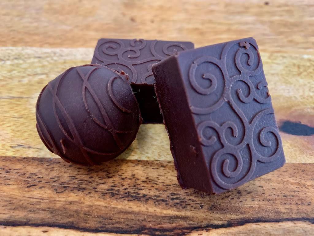 Cafe’ Corvus | restaurant | 154 Mill St, Grass Valley, CA 95945, USA | 5308025102 OR +1 530-802-5102