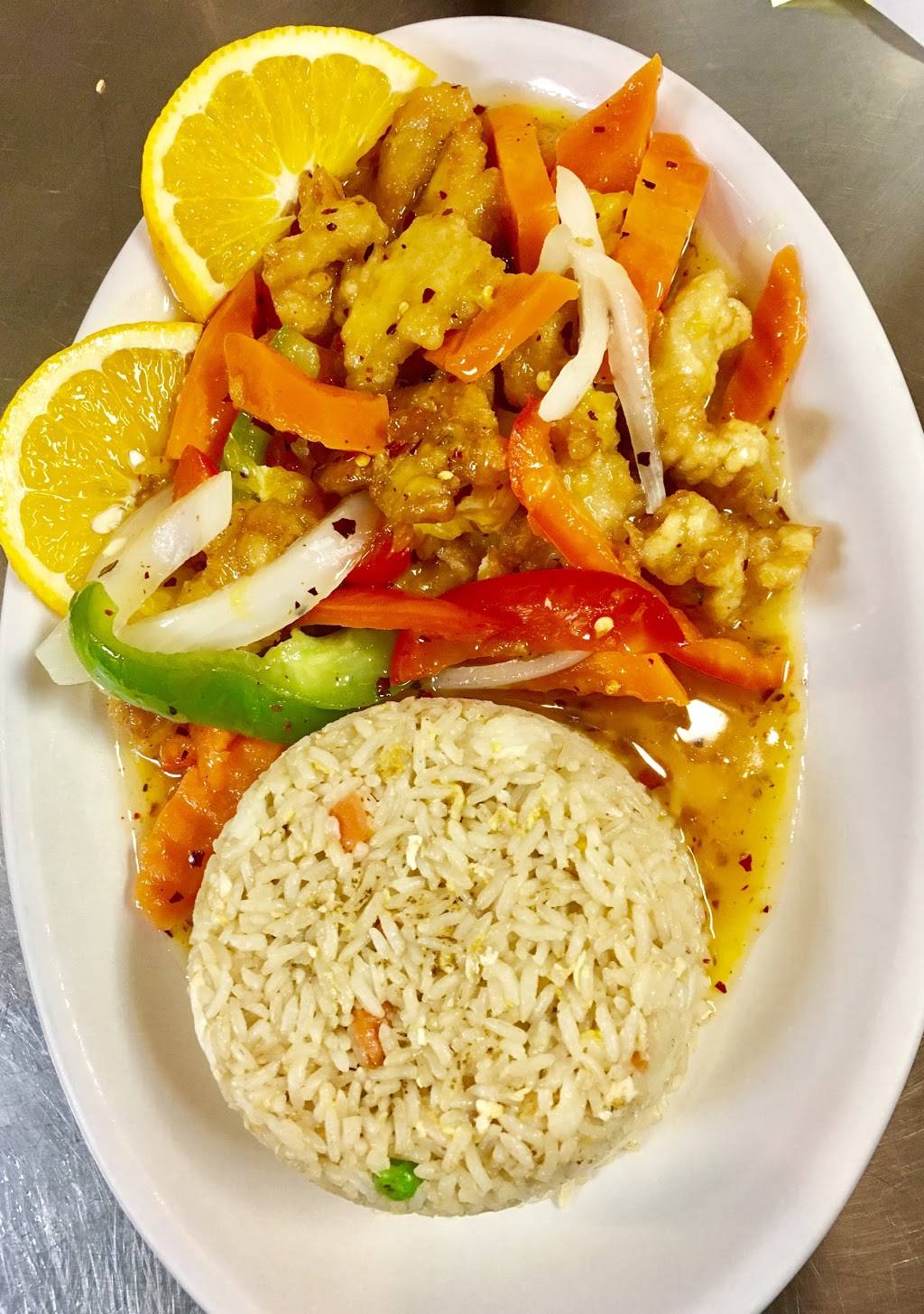 Wild Ginger Asian Bistro | restaurant | 3655 Edwards Rd, Cincinnati, OH 45208, USA | 5135339500 OR +1 513-533-9500