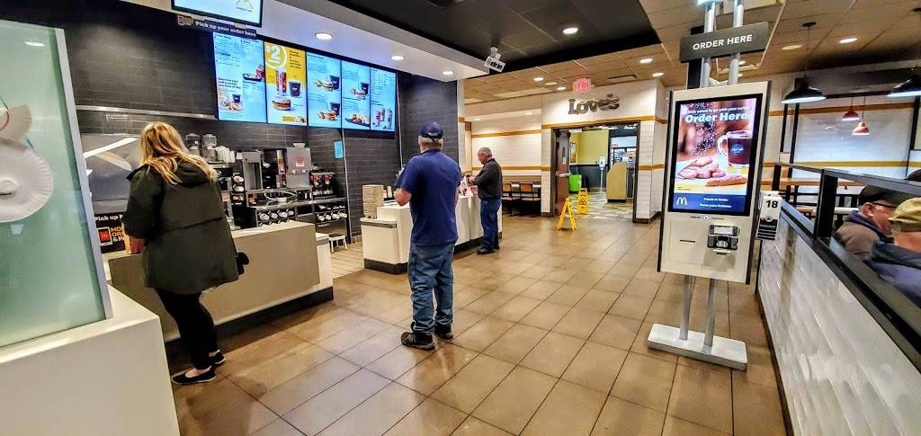 McDonalds | restaurant | 3191 Capac Rd, Capac, MI 48014, USA | 8103959399 OR +1 810-395-9399