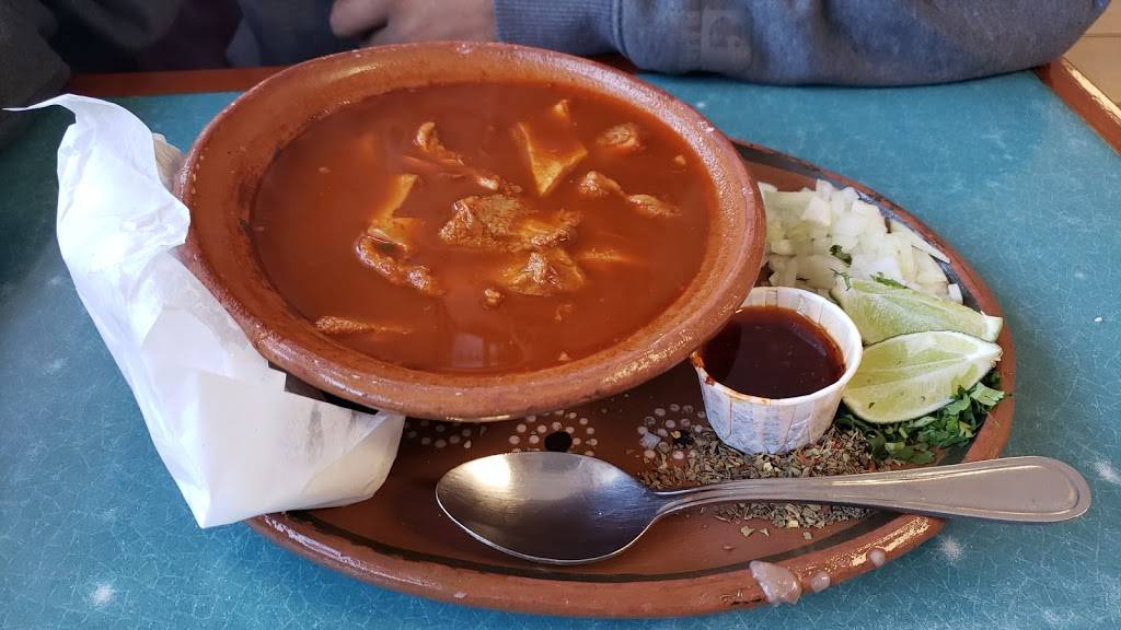 El Tlahualil | restaurant | 1277 V St, Merced, CA 95341, USA | 2092339124 OR +1 209-233-9124