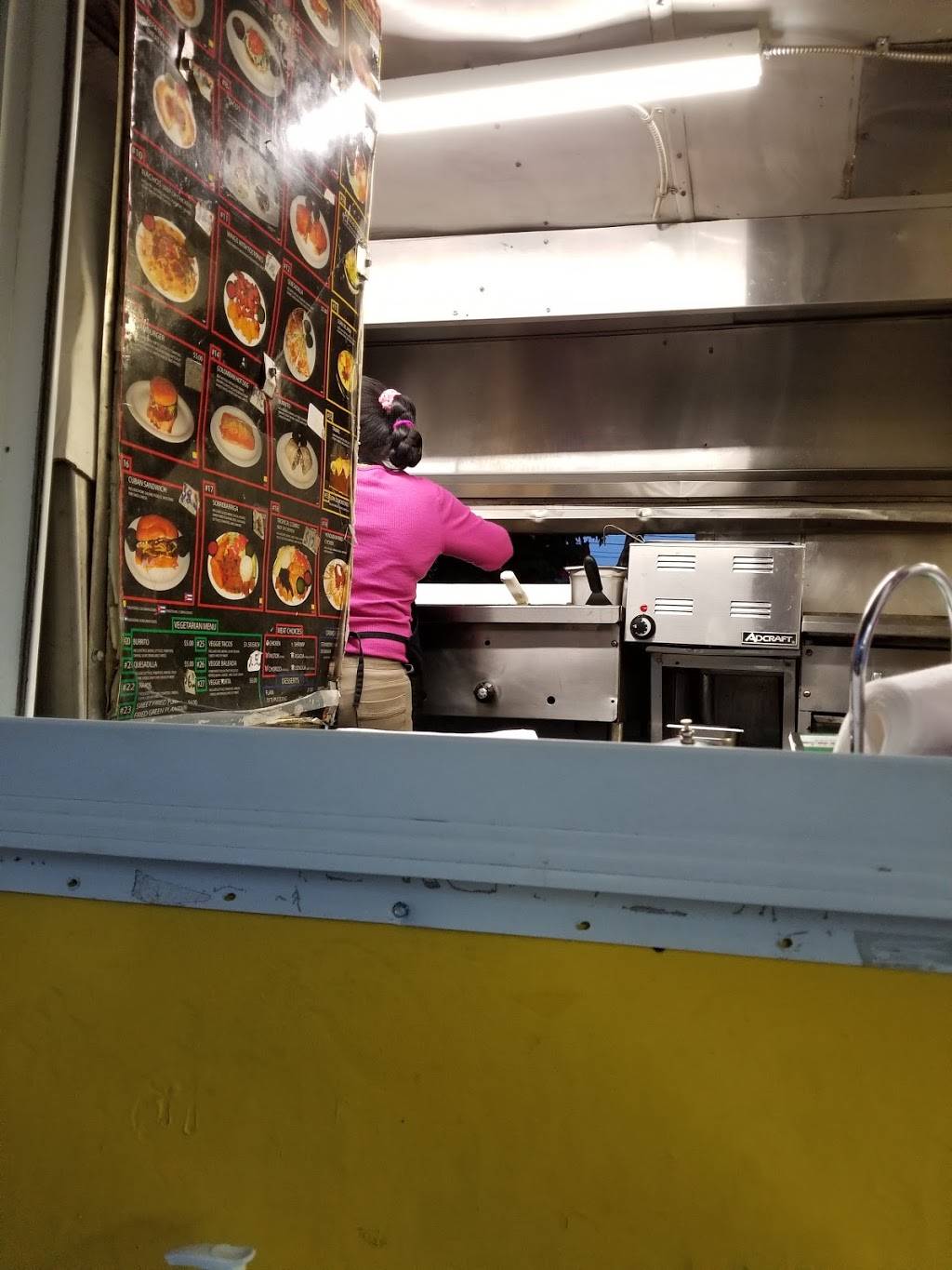 Exotic Latino Grill | restaurant | 355 E Hudson St, Columbus, OH 43202, USA | 6147331794 OR +1 614-733-1794