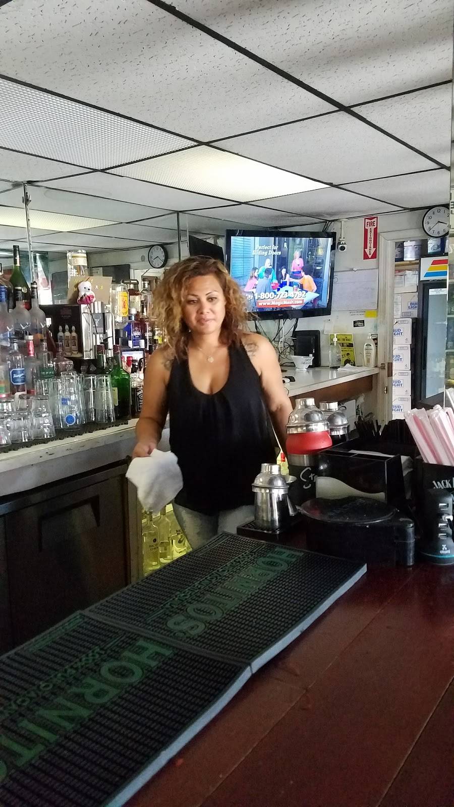 Ballys Restaurant & Bar | restaurant | 450 E Sepulveda Blvd, Carson, CA 90745, USA | 3105220347 OR +1 310-522-0347