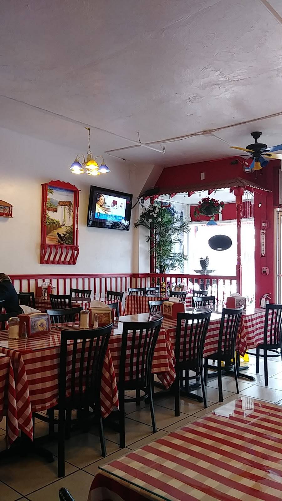 Pueblito Paisa Colombia Restaurant | restaurant | 66 Hollis St, Framingham, MA 01702, USA | 5084241125 OR +1 508-424-1125