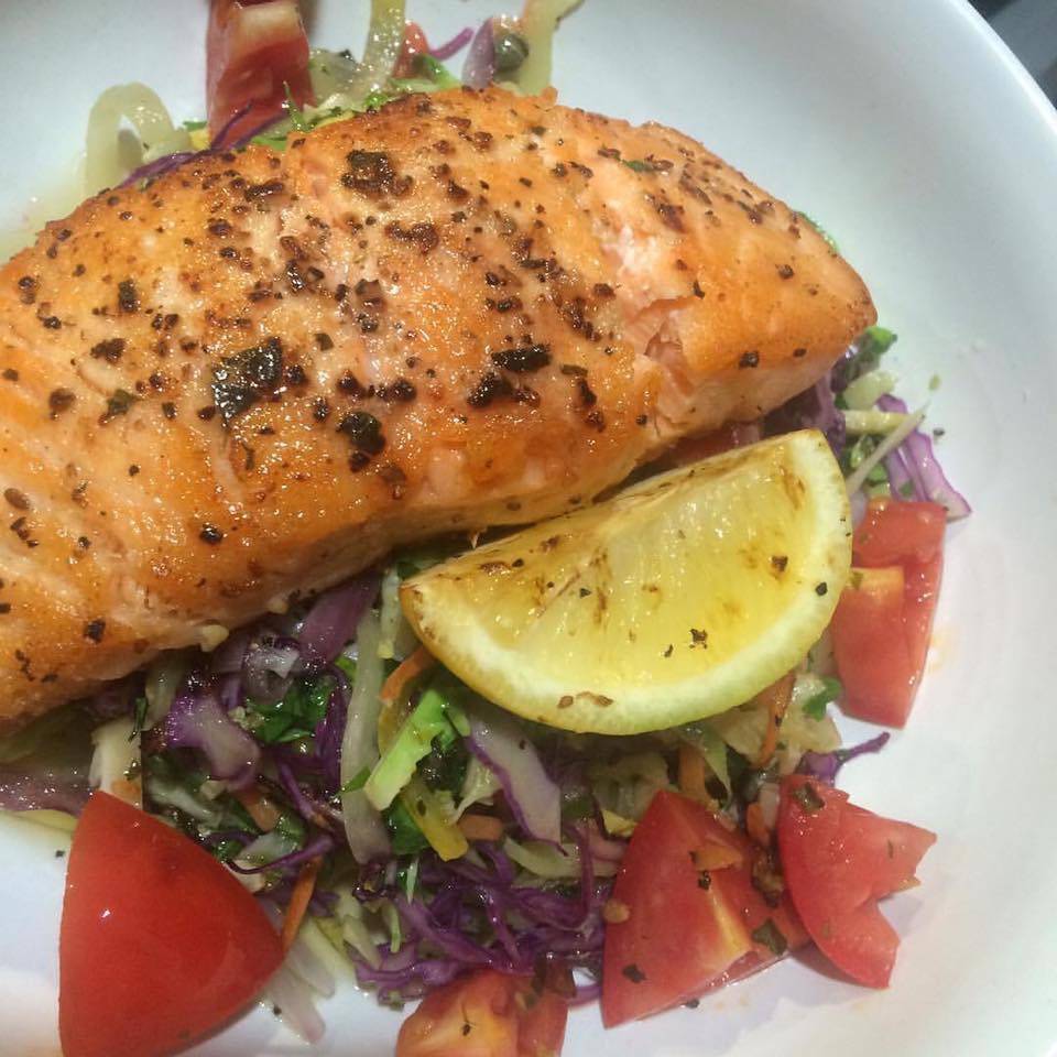 SouthHouse | restaurant | 2535 S 13th St, Philadelphia, PA 19148, USA | 2674573682 OR +1 267-457-3682