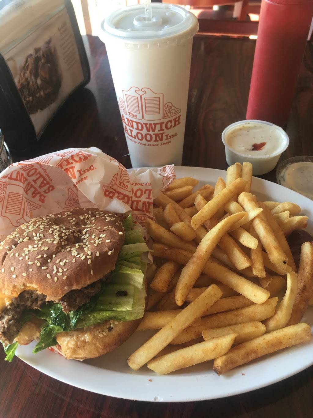 Sandwich Saloon | meal takeaway | 813 S Gaffey St, San Pedro, CA 90731, USA | 3105485322 OR +1 310-548-5322