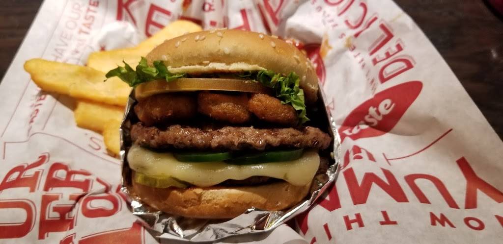 Red Robin Gourmet Burgers and Brews | restaurant | 9810 Riverside Pkwy, Tulsa, OK 74137, USA | 9182960072 OR +1 918-296-0072