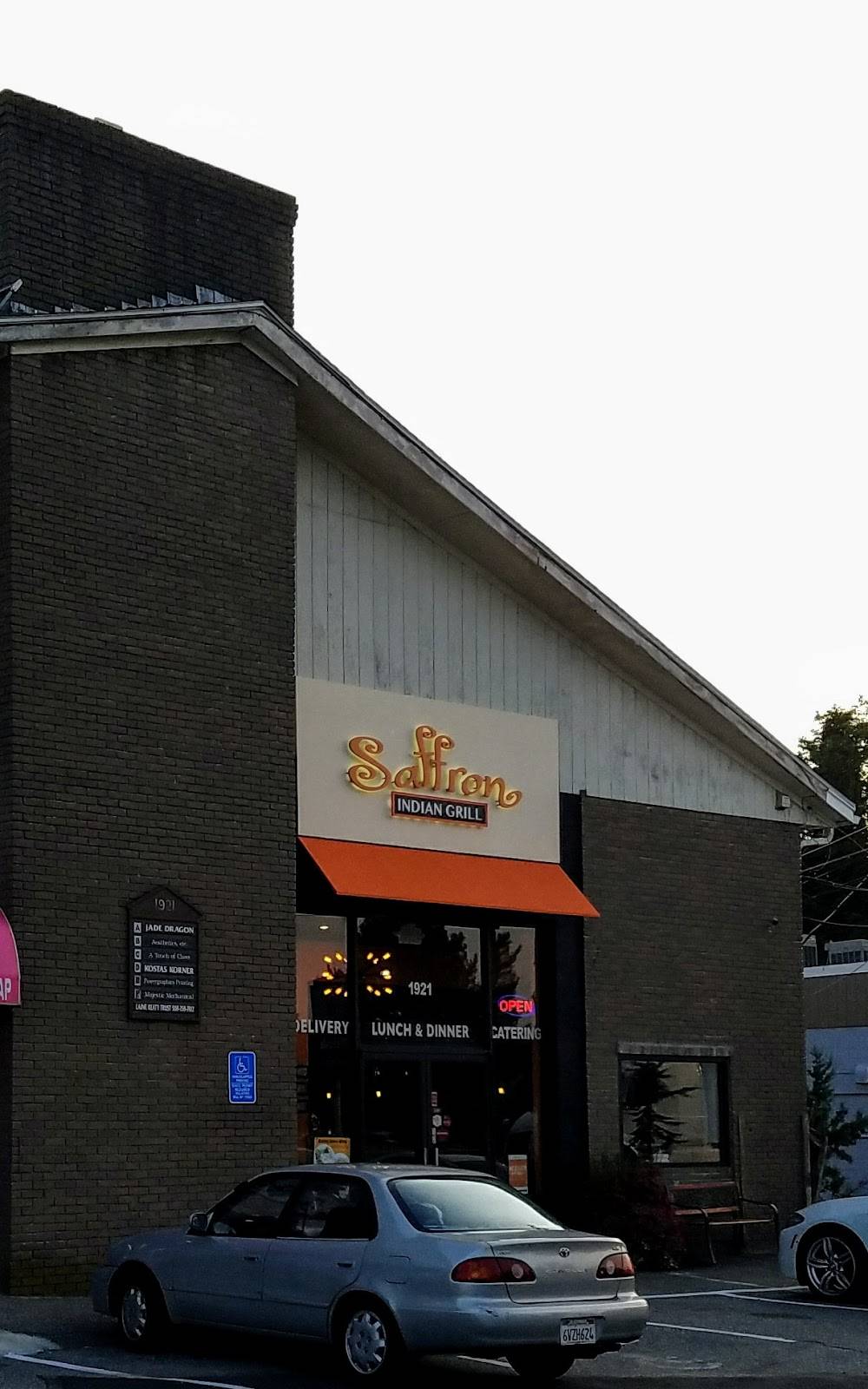 Saffron Indian Grill | restaurant | 1921 Main St, Tewksbury, MA 01876, USA | 9786776775 OR +1 978-677-6775