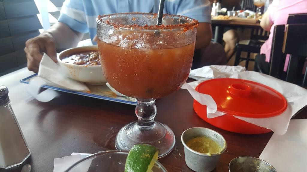 cabritos los cavazos restaurant & cantina | restaurant | 10240 N Walton Walker Blvd, Dallas, TX 75220, USA | 9727077020 OR +1 972-707-7020