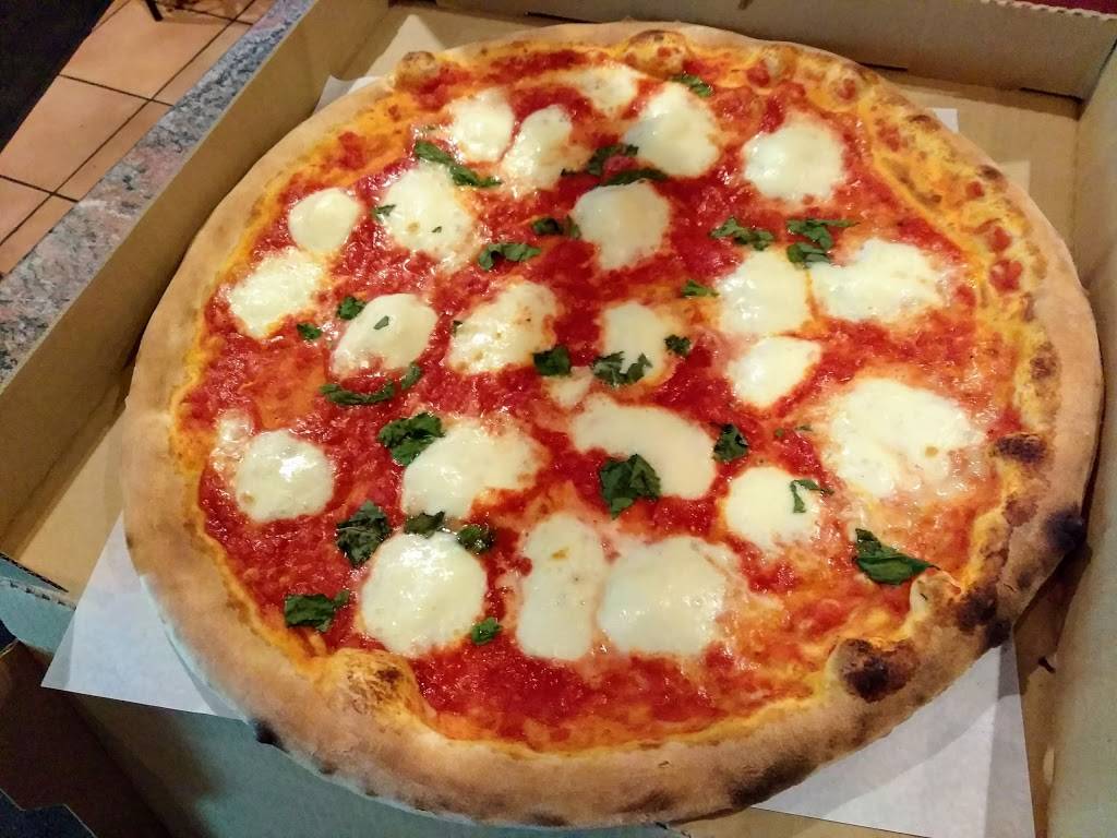 Fiorellos Café | restaurant | 730 E Gay St, West Chester, PA 19380, USA | 6104308941 OR +1 610-430-8941