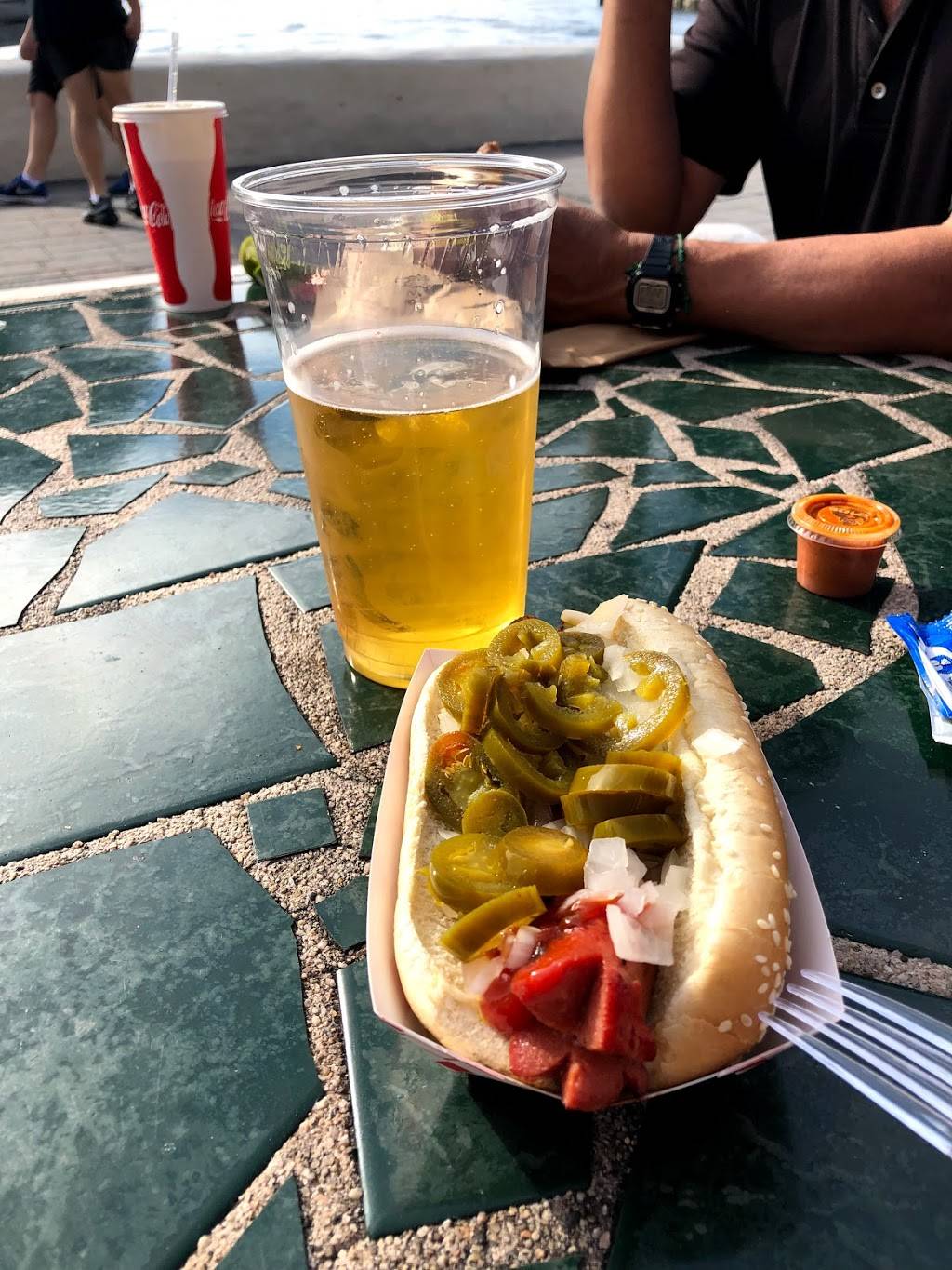 San Diego Burger Co. | restaurant | 879 W Harbor Dr g, San Diego, CA 92101, USA | 6192397901 OR +1 619-239-7901