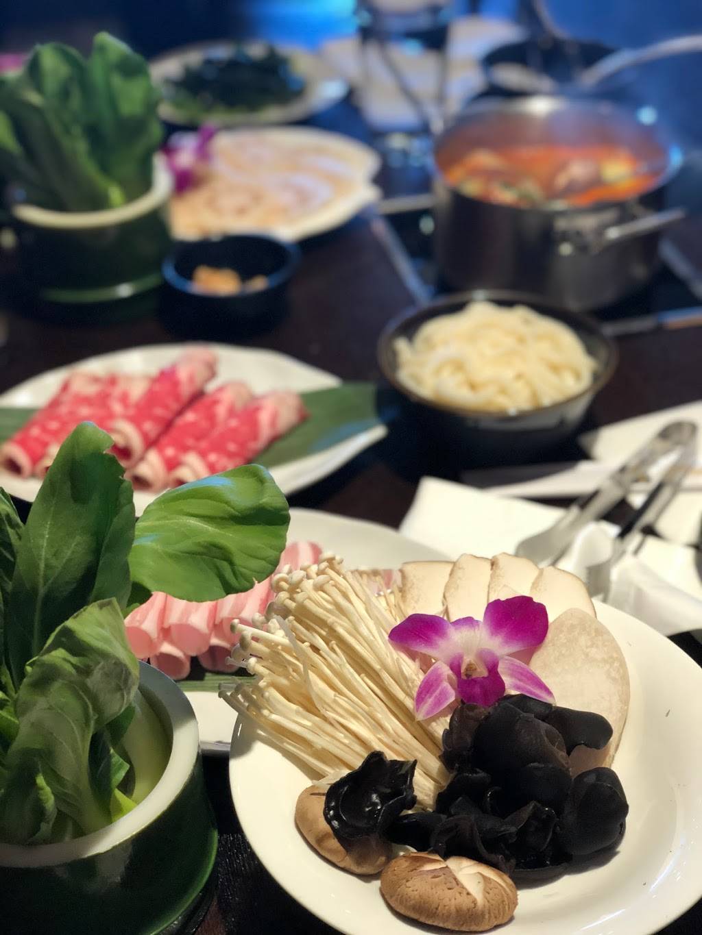 The Bronze Empire | restaurant | 1591 S Colorado Blvd, Denver, CO 80222, USA | 7205998888 OR +1 720-599-8888