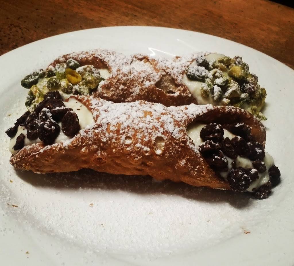 Diannas Bakery & Cafe - Deli | cafe | 639 1st St, Benicia, CA 94510, USA | 7072976186 OR +1 707-297-6186