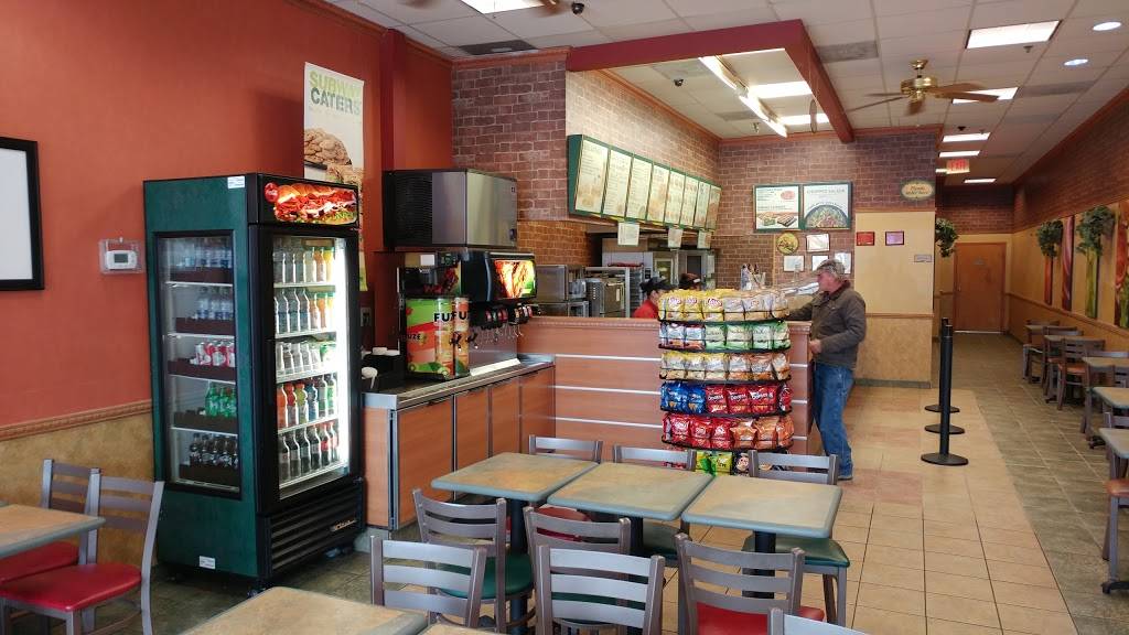 Subway Restaurants | restaurant | 4140 Merchant Plaza, Woodbridge, VA 22192, USA | 7035806031 OR +1 703-580-6031