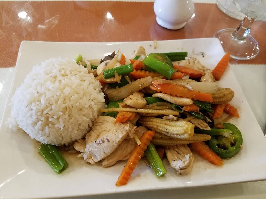 Krystal Thai | restaurant | 230 W Virginia St, Crystal Lake, IL 60014, USA | 8154440004 OR +1 815-444-0004