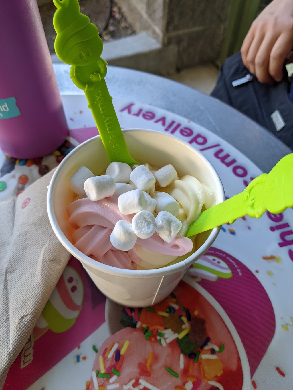 Menchies Frozen Yogurt | bakery | 1200 El Camino Real Ste A3, Belmont, CA 94002, USA | 6508028373 OR +1 650-802-8373