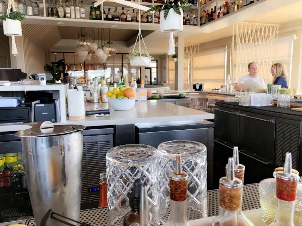 Santo Cielo | restaurant | 123 Water St #509, Naperville, IL 60540, USA | 6303230700 OR +1 630-323-0700