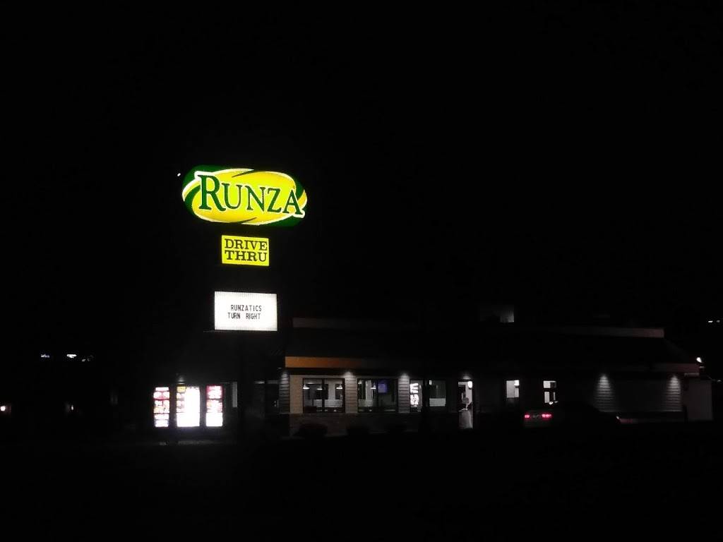Runza Restaurant | restaurant | 13236 Arbor Plaza, Omaha, NE 68144, USA | 4023309724 OR +1 402-330-9724