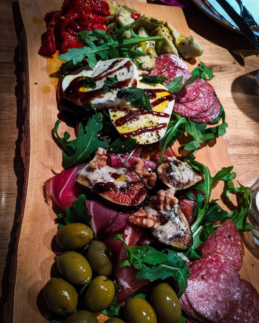 Gio & Frans Italian Eatery | restaurant | 78 N Sykes St, Meaford, ON N4L 1N6, Canada | 5193731480 OR +1 519-373-1480