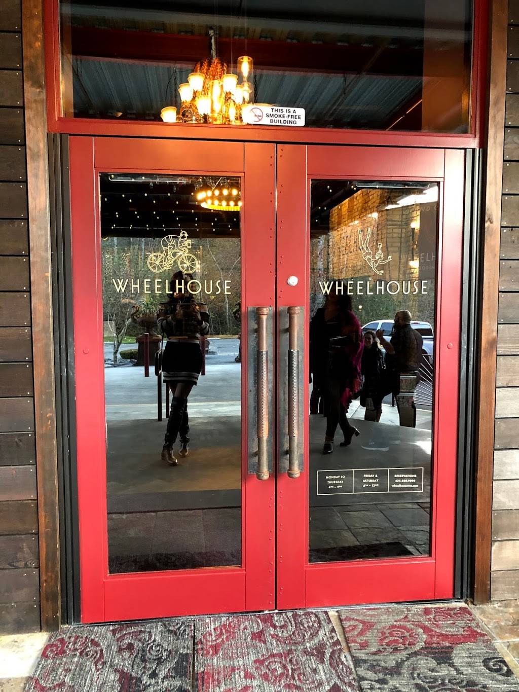 Wheelhouse | restaurant | 14300 NE 145th St, Woodinville, WA 98072, USA | 4257494567 OR +1 425-749-4567