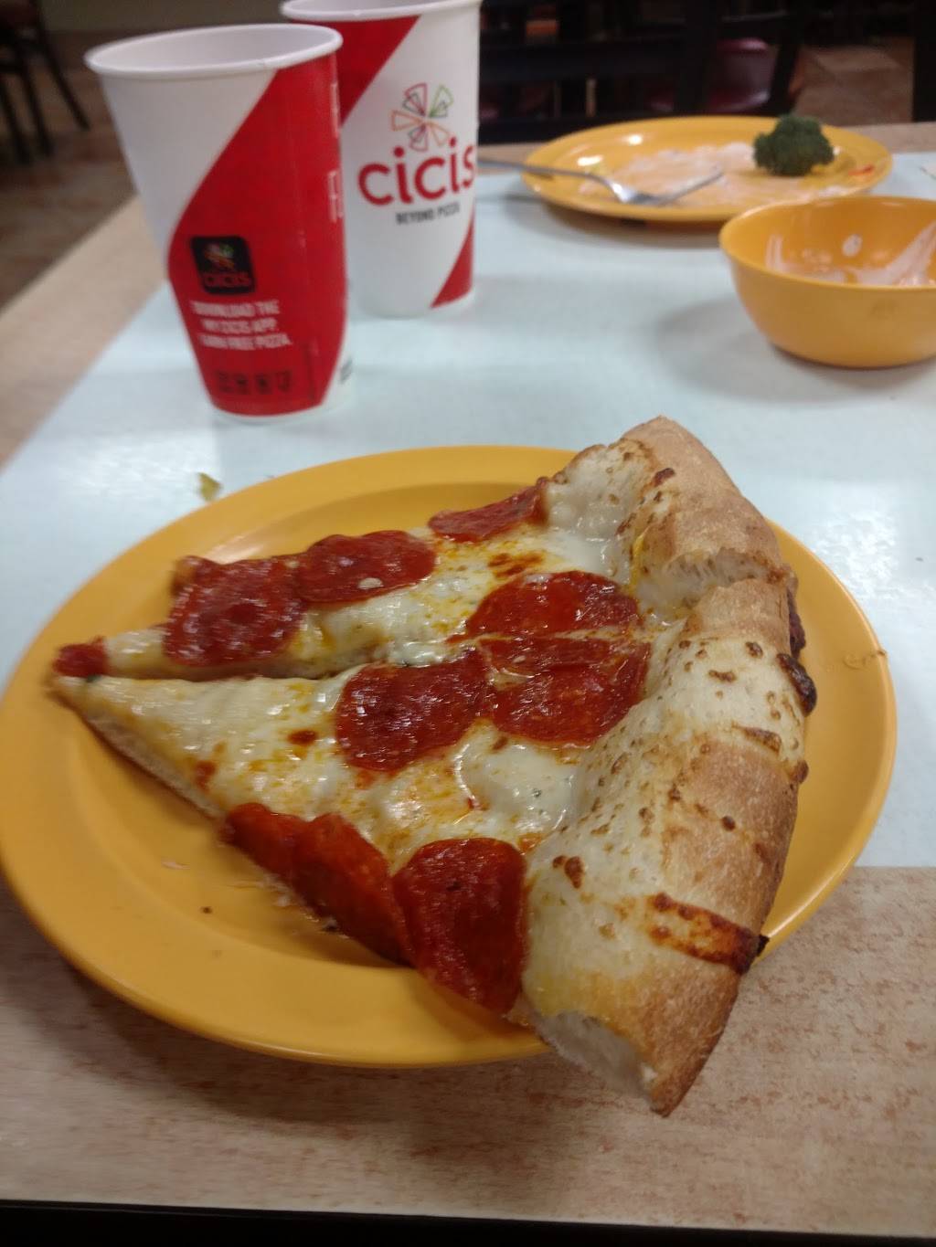 Cicis | restaurant | 6105 Stewart Rd, Galveston, TX 77551, USA | 4097403300 OR +1 409-740-3300
