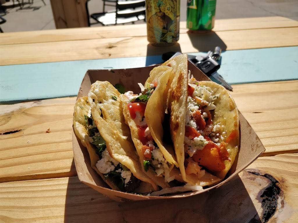 Central Filling Station | restaurant | 900 N Central St, Knoxville, TN 37917, USA | 8653334982 OR +1 865-333-4982