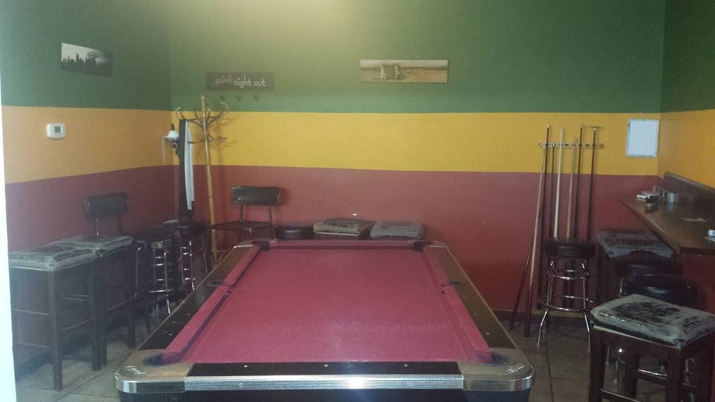 25th St. Taproom Bar and Restaurant | restaurant | 2507 Broadway, Oakland, CA 94612, USA | 5103931557 OR +1 510-393-1557