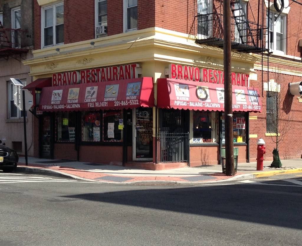 Bravo Restaurant | restaurant | 1000 Bergenline Ave, Union City, NJ 07087, USA | 2018635322 OR +1 201-863-5322