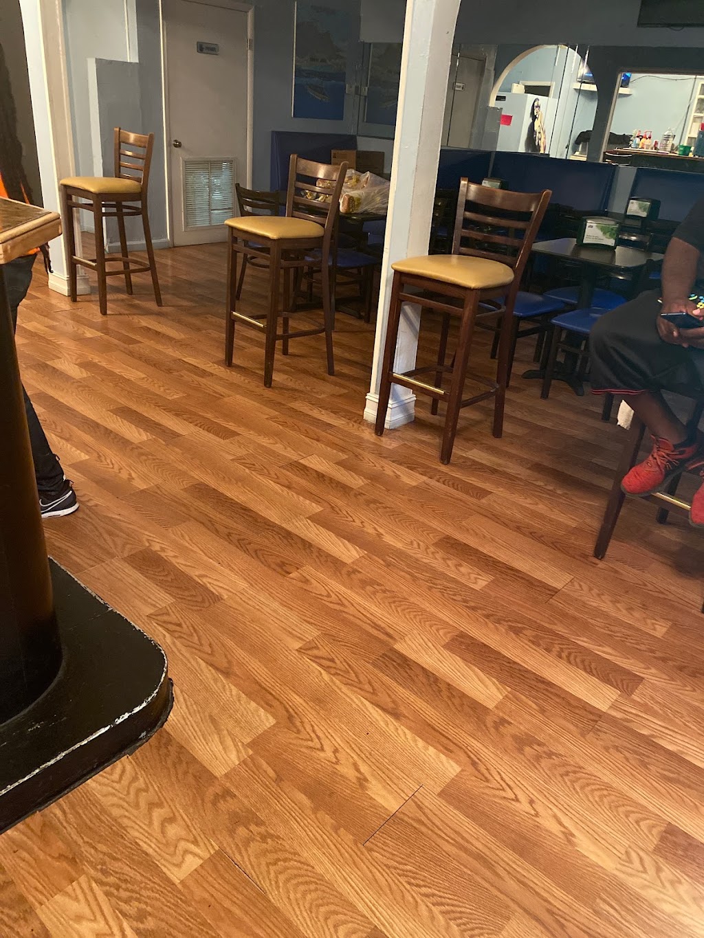 Intercoastal chicken & Seafood | restaurant | 1370 Avenue E, West Palm Beach, FL 33404, USA | 5613512178 OR +1 561-351-2178